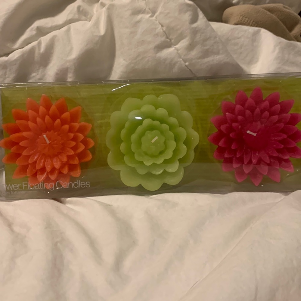 Crate & Barrel flower floating candles